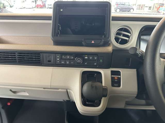 ホンダ Ｎ　ＢＯＸ ６６０ ファッションスタイル モノトーン R7年 (東海) 99