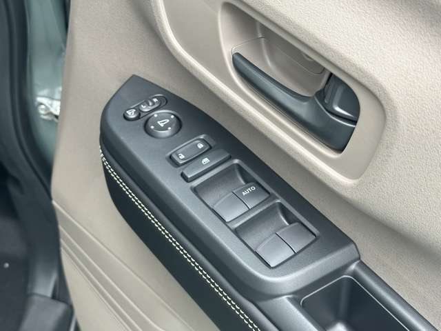 ホンダ Ｎ　ＢＯＸ ジョイ ６６０ ターボ ２トーン R7年 (東海) 99