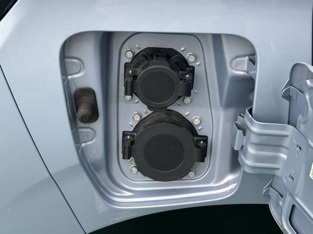 三菱 ｅＫクロス　ＥＶ Ｐ R4年 (東海) 99