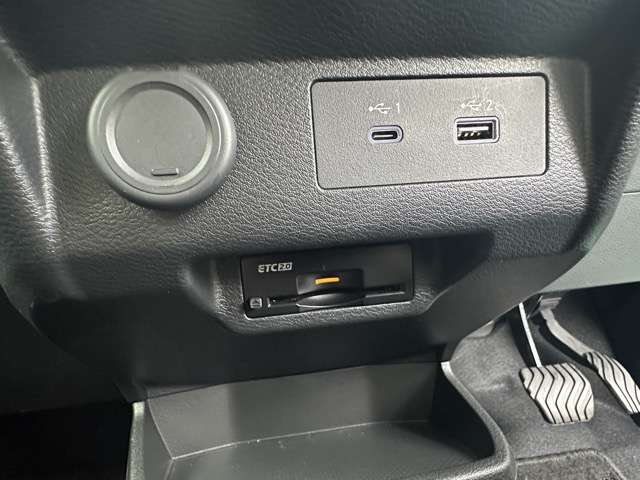 三菱 ｅＫクロス　ＥＶ Ｐ R4年 (東海) 99