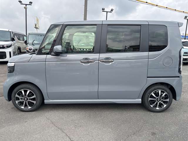 ホンダ Ｎ　ＢＯＸ カスタム ６６０ コーディネートスタイル モノトーン R6年 (近畿) 99