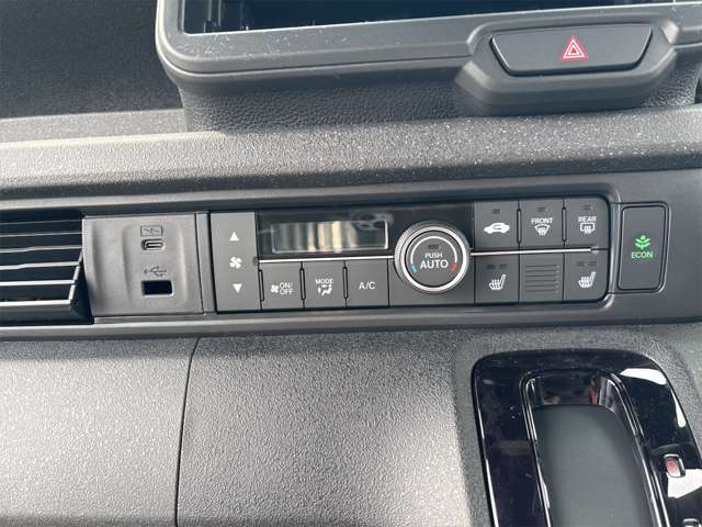 ホンダ Ｎ　ＢＯＸ カスタム ６６０ コーディネートスタイル モノトーン R6年 (近畿) 99