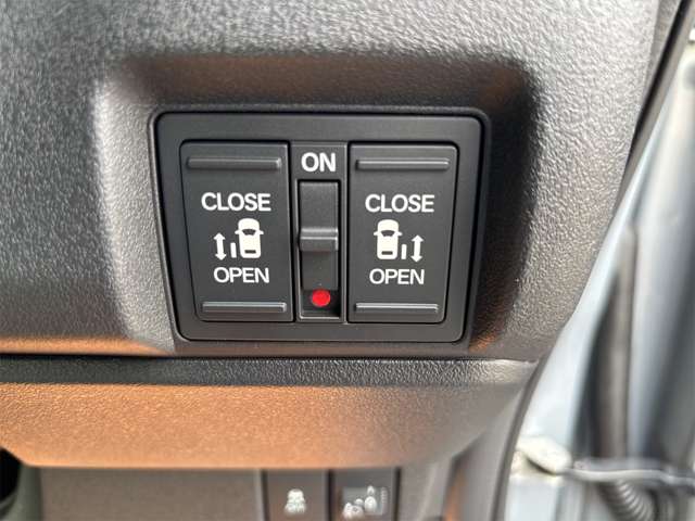 ホンダ Ｎ　ＢＯＸ カスタム ６６０ コーディネートスタイル モノトーン R6年 (近畿) 99