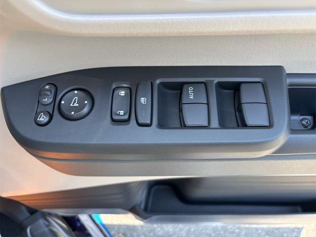 ホンダ Ｎ　ＢＯＸ ６６０ R7年 (近畿) 99