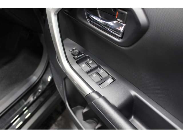 トヨタ ライズ １．０ Ｘ ４ＷＤ R6年 (北海道) 99