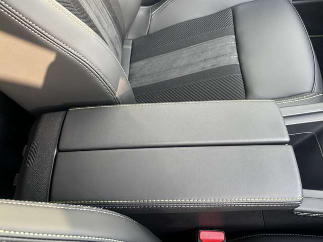 プジョー ３０８ ＧＴ　ハイブリッド R7年 (東北) 99