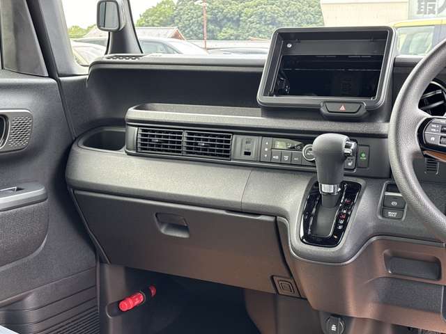 ホンダ Ｎ　ＢＯＸ カスタム ６６０ R7年 (近畿) 99