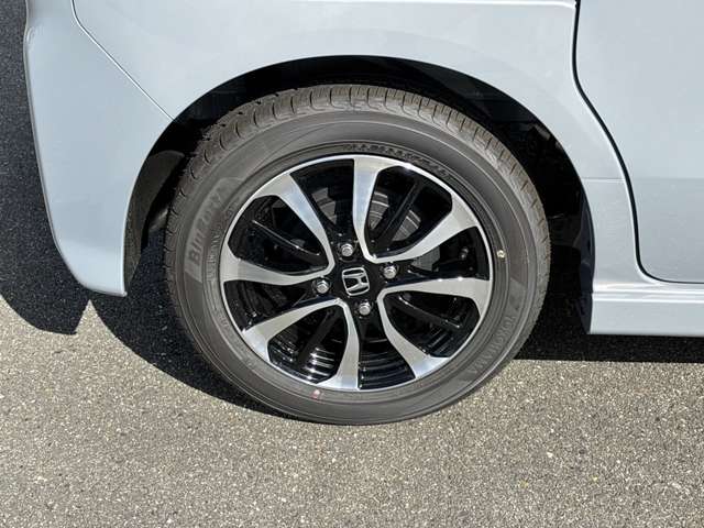 ホンダ Ｎ　ＢＯＸ カスタム ６６０ コーディネートスタイル ２トーン R6年 (近畿) 99