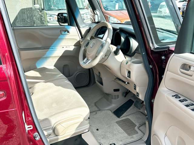 ホンダ Ｎ　ＢＯＸ ６６０ Ｇ Ｌパッケージ H26年 (九州・沖縄) 99