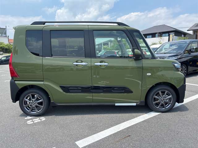 ダイハツ タント ６６０ ファンクロス R6年 (近畿) 99