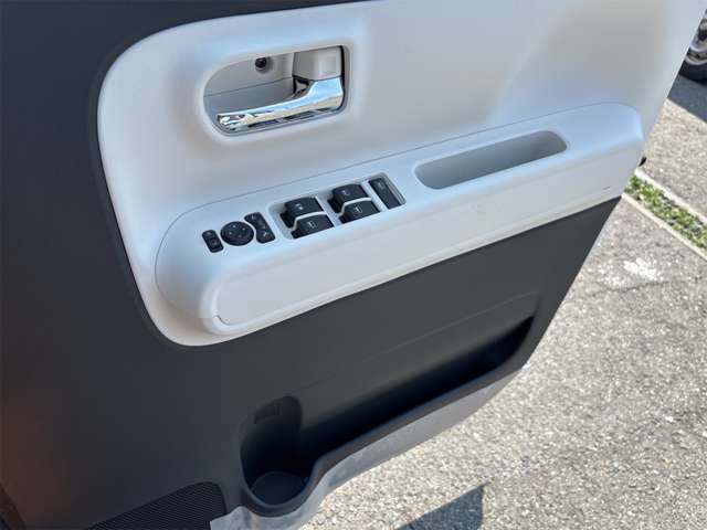 ダイハツ ムーヴ　キャンバス ６６０ ストライプス Ｇ R7年 (近畿) 99