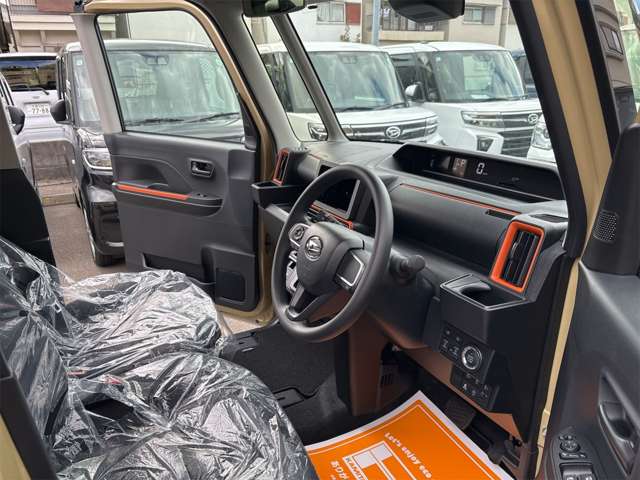 ダイハツ タント ６６０ ファンクロス R6年 (近畿) 99