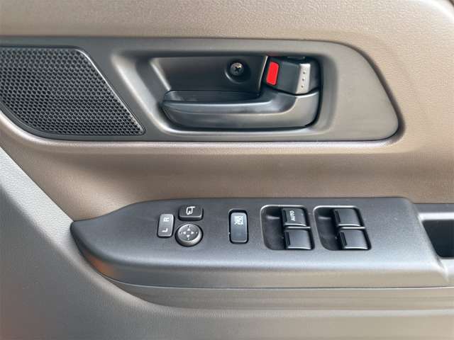 スズキ スペーシア ６６０ ハイブリッド Ｇ R6年 (近畿) 99