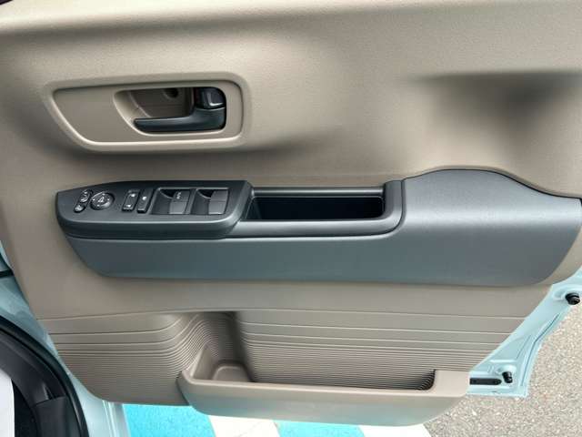 ホンダ Ｎ　ＢＯＸ ジョイ ６６０ ２トーン R7年 (東海) 99