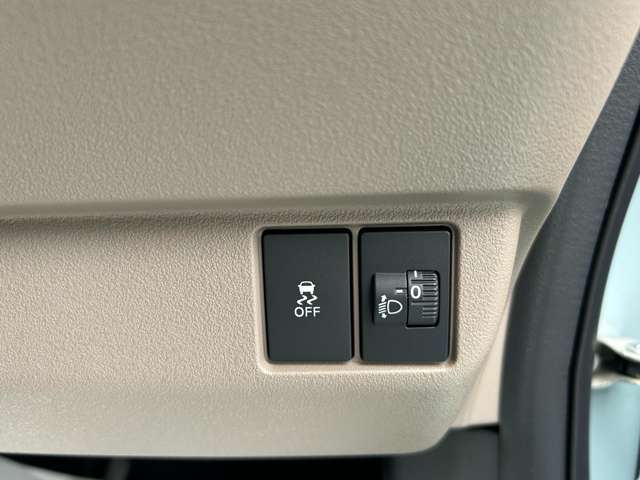 ホンダ Ｎ　ＢＯＸ ジョイ ６６０ ２トーン R7年 (東海) 99