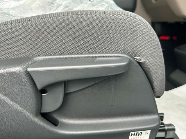 ホンダ Ｎ　ＢＯＸ ジョイ ６６０ ２トーン R7年 (東海) 99