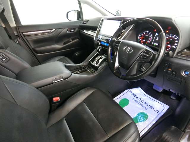 トヨタ アルファード ２．５ Ｓ Ｃパッケージ H30年 (中国) 99