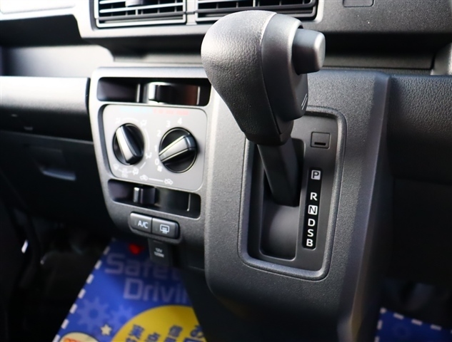 ダイハツ ハイゼットカーゴ ６６０ デラックス R7年 (関東) 99