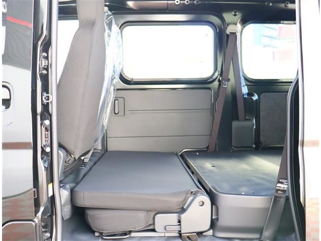 ダイハツ ハイゼットカーゴ ６６０ デラックス R7年 (関東) 99