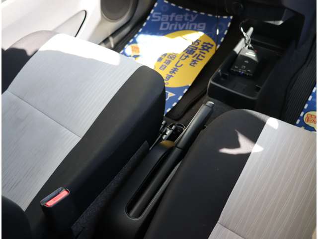 ダイハツ ミラ　イース ６６０ Ｌ ＳＡＩＩＩ R2年 (関東) 99