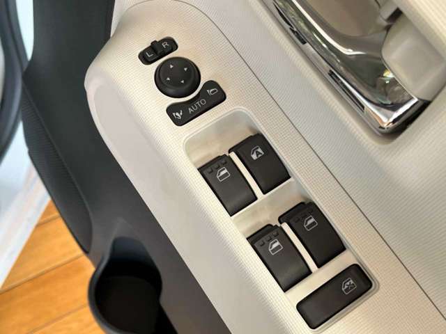 ダイハツ ムーヴ　キャンバス ６６０ ストライプス Ｇ ４ＷＤ R5年 (北海道) 99