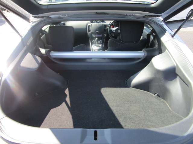 日産 フェアレディＺ ３．７ H25年 (関東) 99