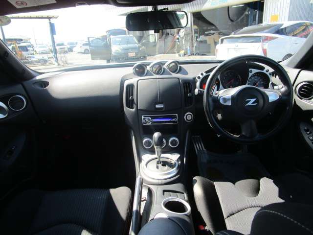 日産 フェアレディＺ ３．７ H25年 (関東) 99