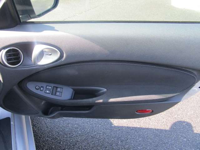 日産 フェアレディＺ ３．７ H25年 (関東) 99