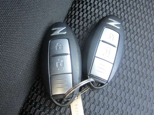 日産 フェアレディＺ ３．７ H25年 (関東) 99