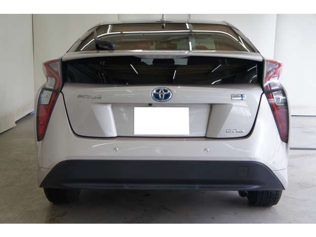 トヨタ プリウス １．８ Ｓ セーフティ プラス Ｅ－ＦＯＵＲ ４ＷＤ H29年 (東北) 99