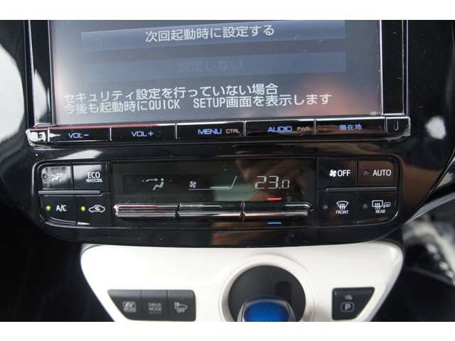 トヨタ プリウス １．８ Ｓ セーフティ プラス Ｅ－ＦＯＵＲ ４ＷＤ H29年 (東北) 99