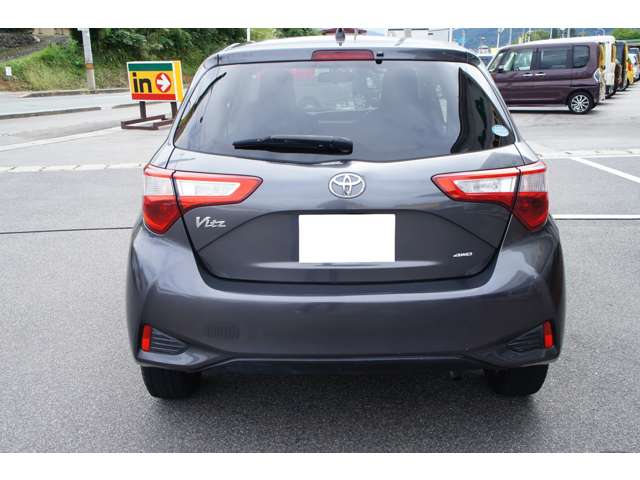 トヨタ ヴィッツ １．３ Ｆ ４ＷＤ H30年 (東北) 99