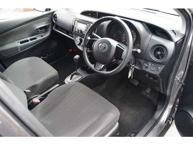 トヨタ ヴィッツ １．３ Ｆ ４ＷＤ H30年 (東北) 99