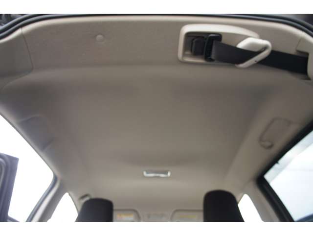 トヨタ ヴィッツ １．３ Ｆ ４ＷＤ H30年 (東北) 99