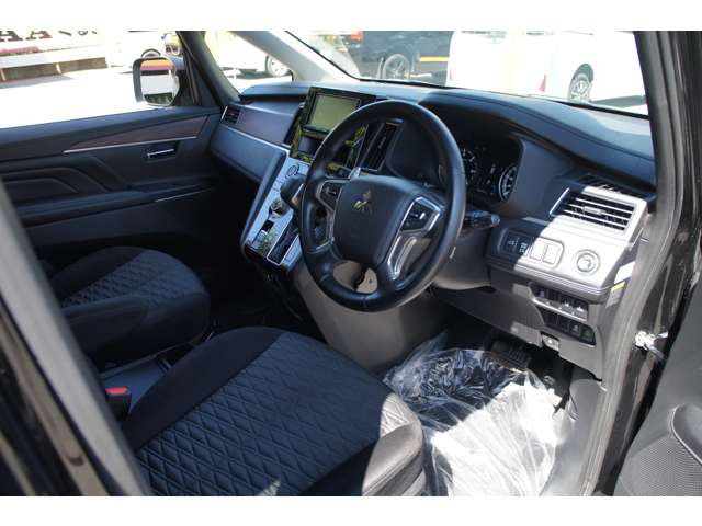 三菱 デリカ　Ｄ：５ ２．２ Ｇ パワーパッケージ ディーゼルターボ ４ＷＤ R2年 (東北) 99