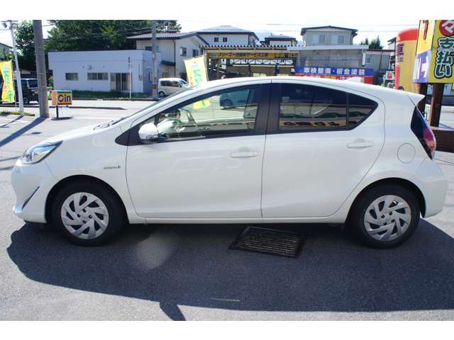 トヨタ アクア １．５ Ｓ H29年 (東北) 99