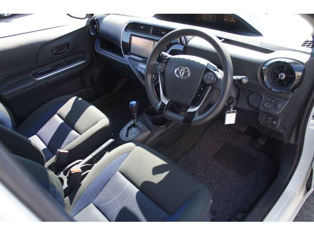 トヨタ アクア １．５ Ｓ H29年 (東北) 99