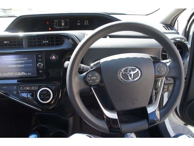 トヨタ アクア １．５ Ｓ H29年 (東北) 99