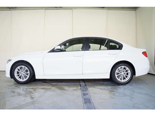ＢＭＷ ３シリーズ ３２０ｉ H26年 (東北) 99
