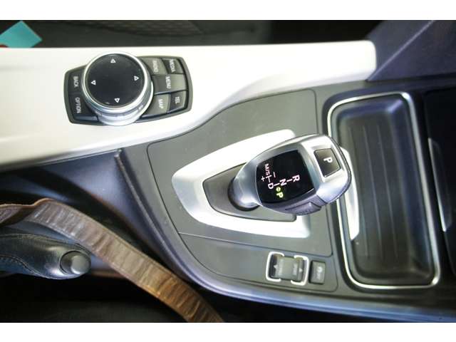 ＢＭＷ ３シリーズ ３２０ｉ H26年 (東北) 99