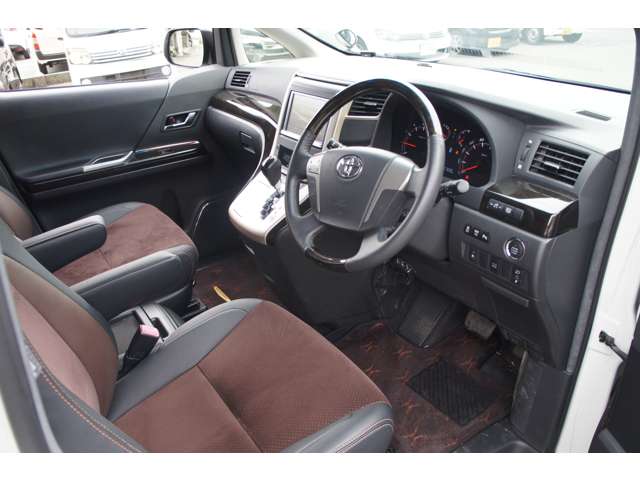 トヨタ アルファード ２．４ ２４０Ｓ タイプゴールド H25年 (東北) 99