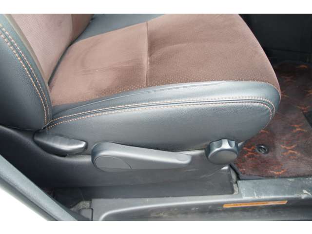 トヨタ アルファード ２．４ ２４０Ｓ タイプゴールド H25年 (東北) 99