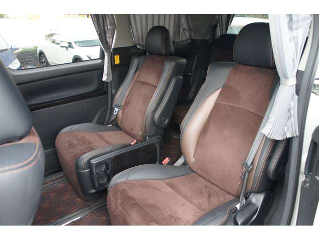 トヨタ アルファード ２．４ ２４０Ｓ タイプゴールド H25年 (東北) 99