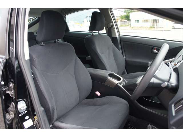 トヨタ プリウス １．８ Ｓ H25年 (東北) 99