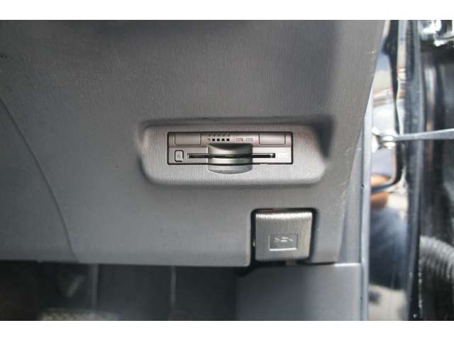 トヨタ プリウス １．８ Ｓ H25年 (東北) 99