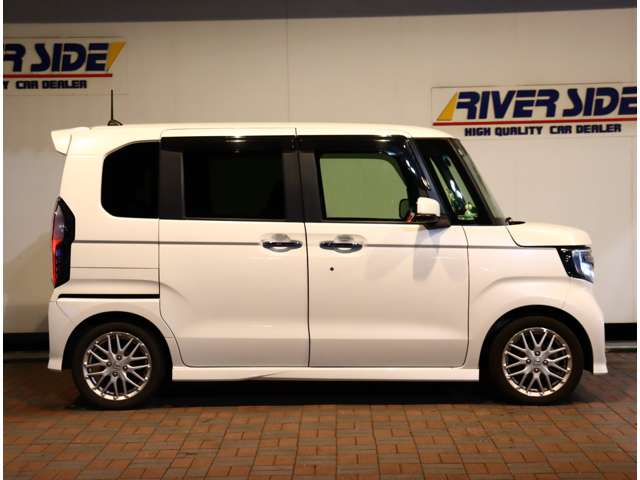 ホンダ Ｎ　ＢＯＸ カスタム ６６０ Ｌ ターボ R3年 (関東) 99