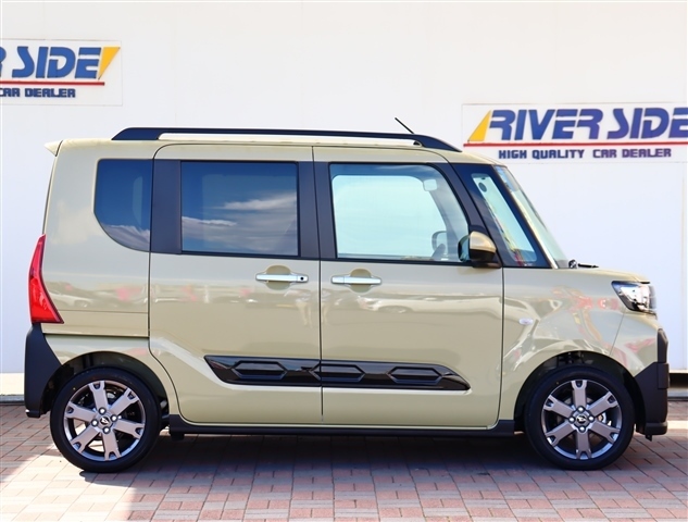 ダイハツ タント ６６０ ファンクロスターボ リミテッド R7年 (関東) 99