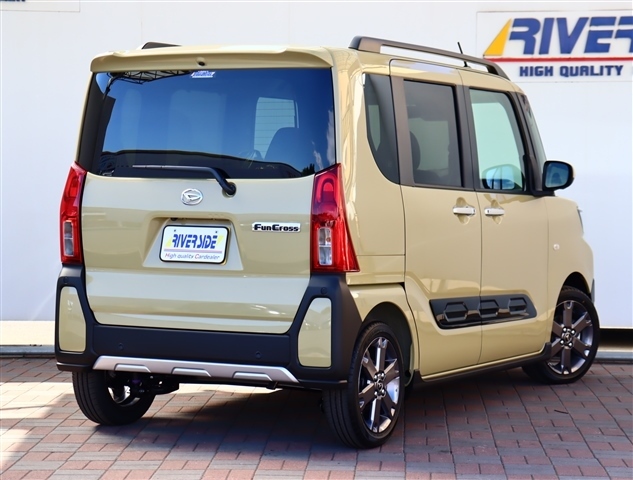 ダイハツ タント ６６０ ファンクロスターボ リミテッド R7年 (関東) 99