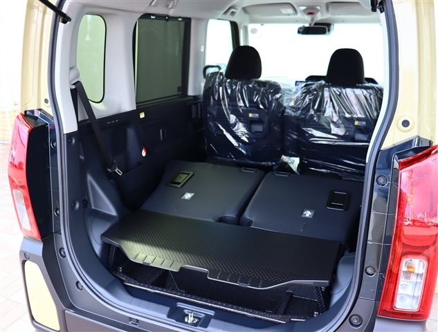 ダイハツ タント ６６０ ファンクロスターボ リミテッド R7年 (関東) 99