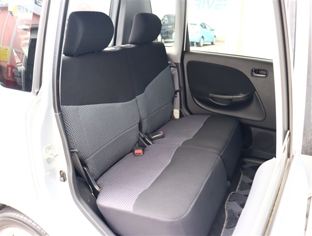 ダイハツ ムーヴ ６６０ カスタム Ｘ リミテッド H15年 (関東) 99